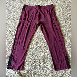 Cariloha Activewear Capri Bamboo Fit Size L